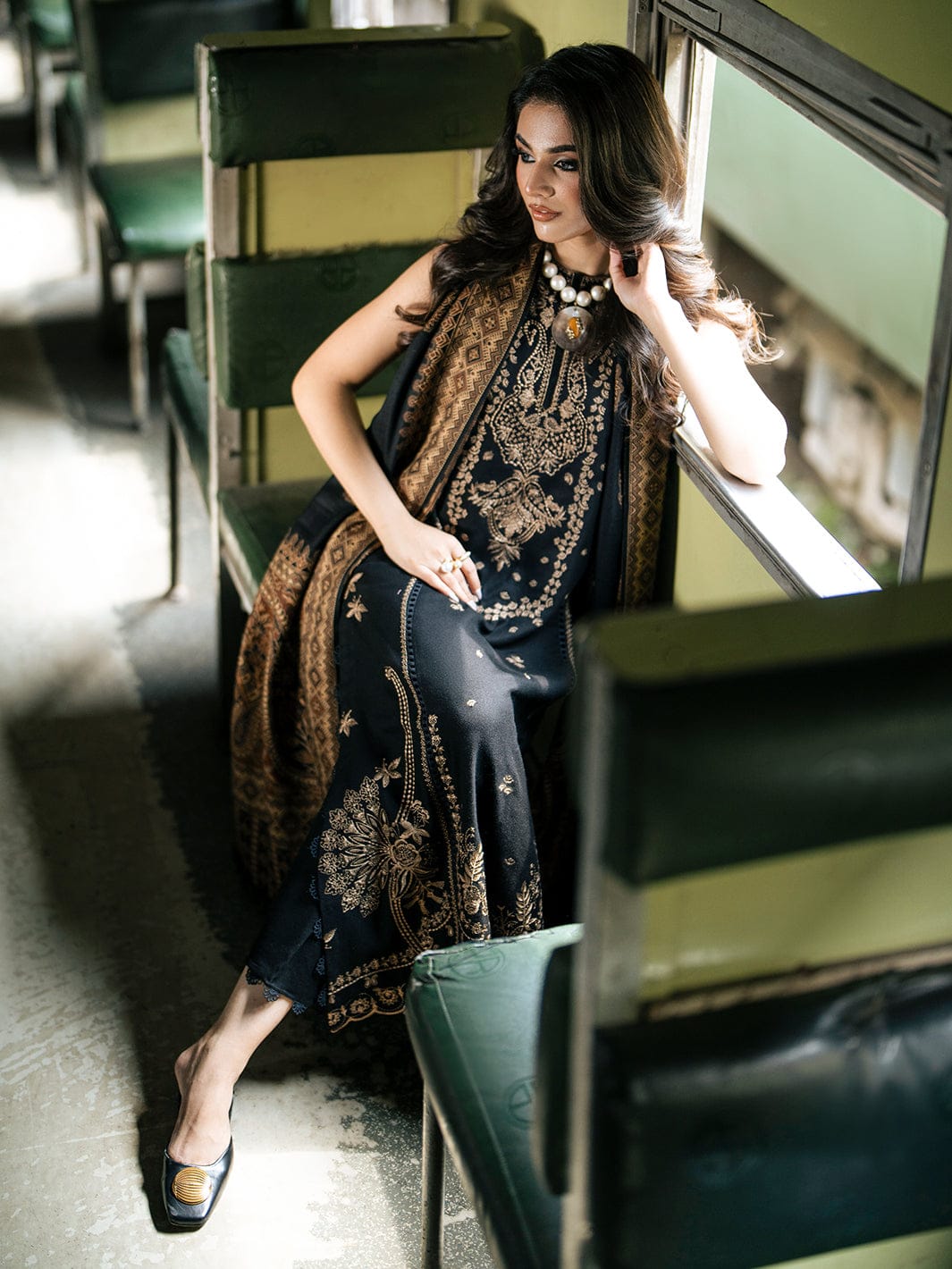 Izel (Premium Dhanak) – 3 Pcs Unstitched Suit